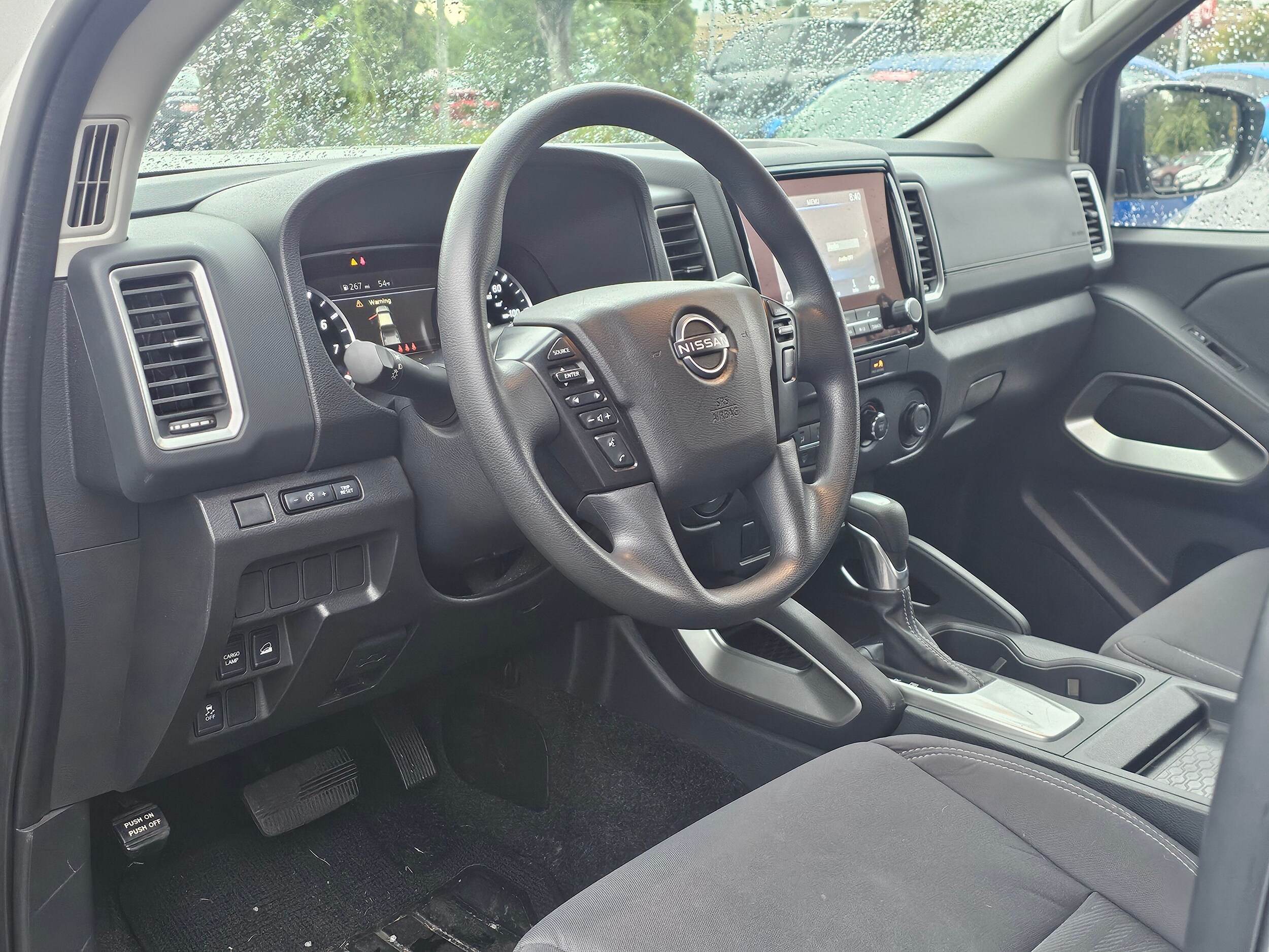 2023 Nissan Frontier SV photo 3