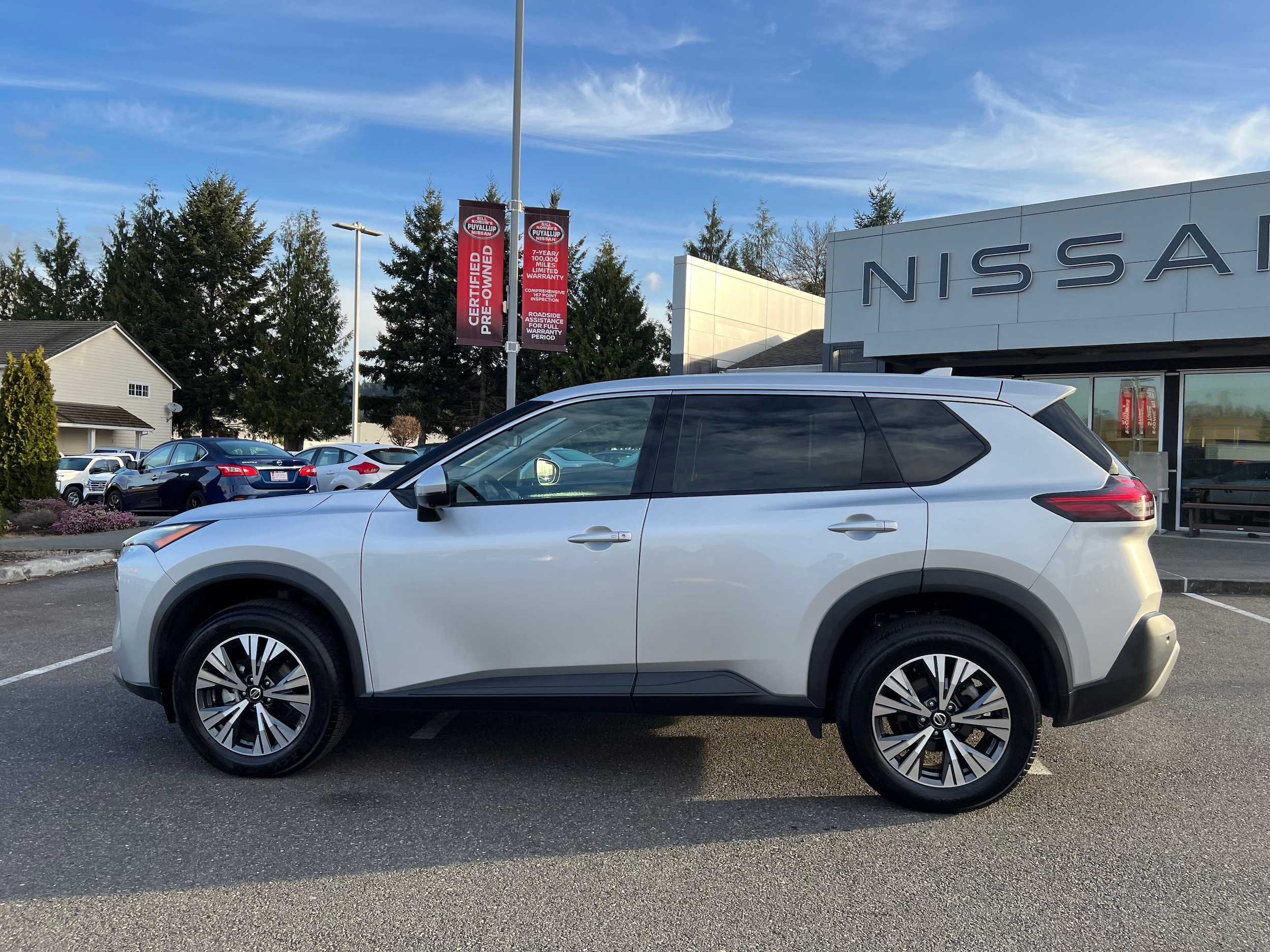 Used 2021 Nissan Rogue SV with VIN 5N1AT3BB1MC672967 for sale in Puyallup, WA