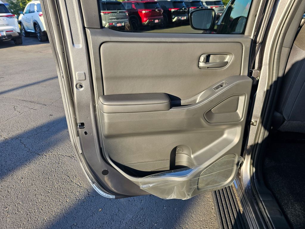 2026 Nissan Frontier SV - Photo 19