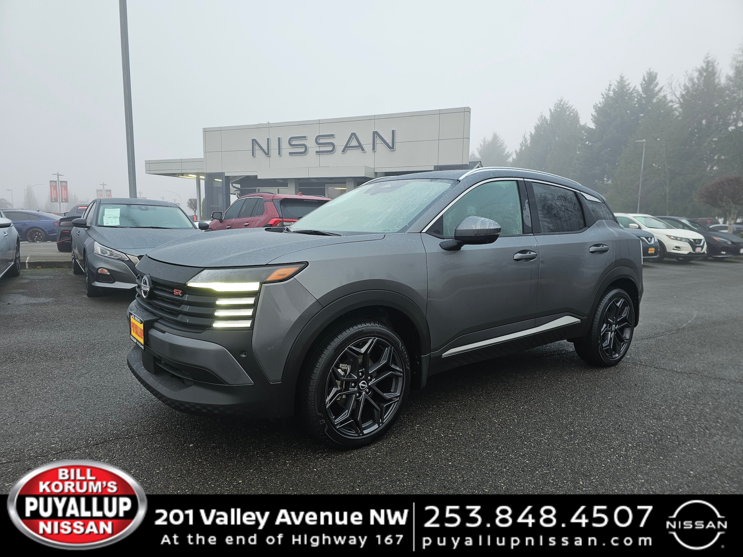 2025 Nissan Kicks SR AWD's photo