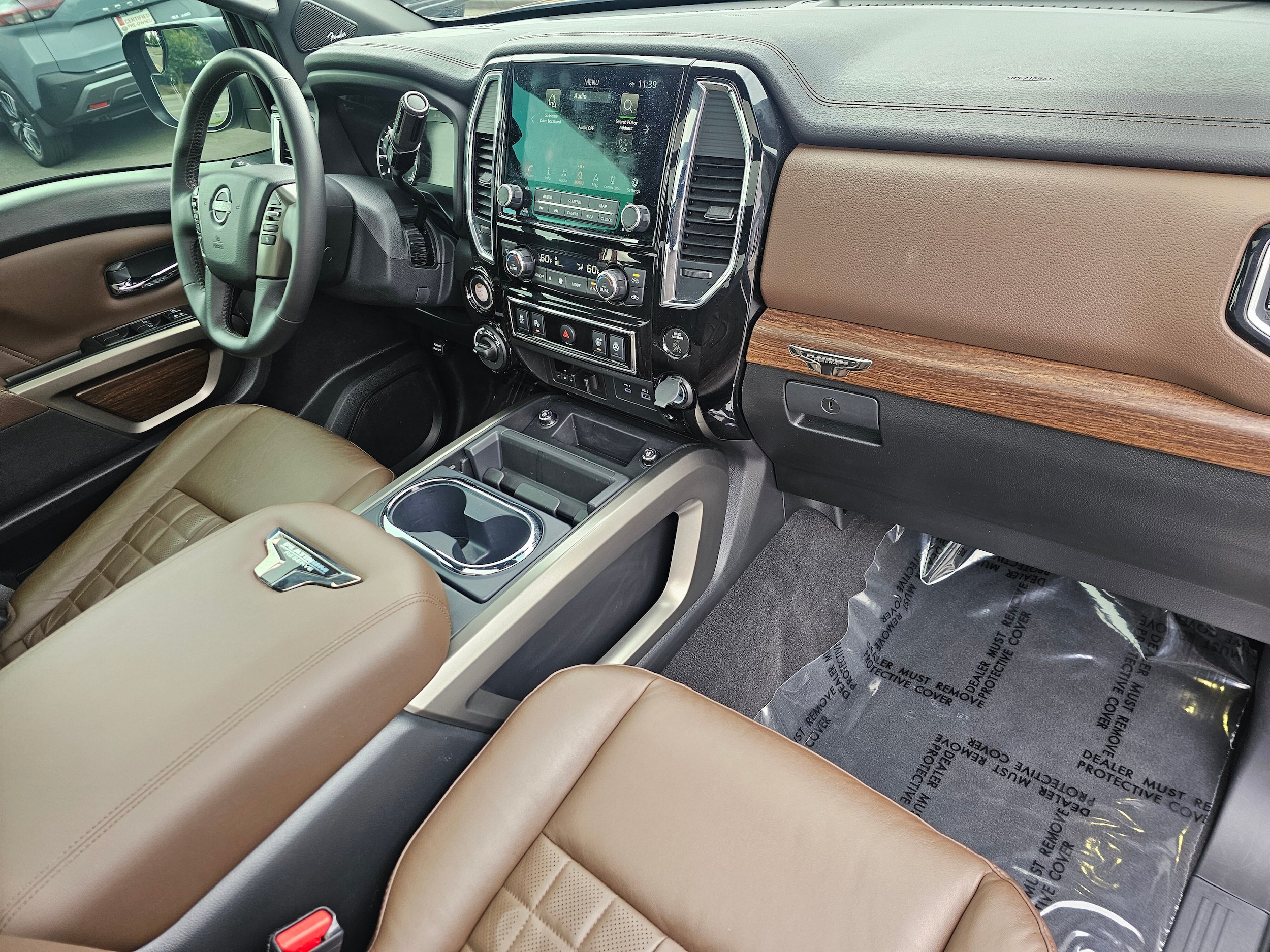 2024 Nissan Titan Platinum Reserve - Photo 14