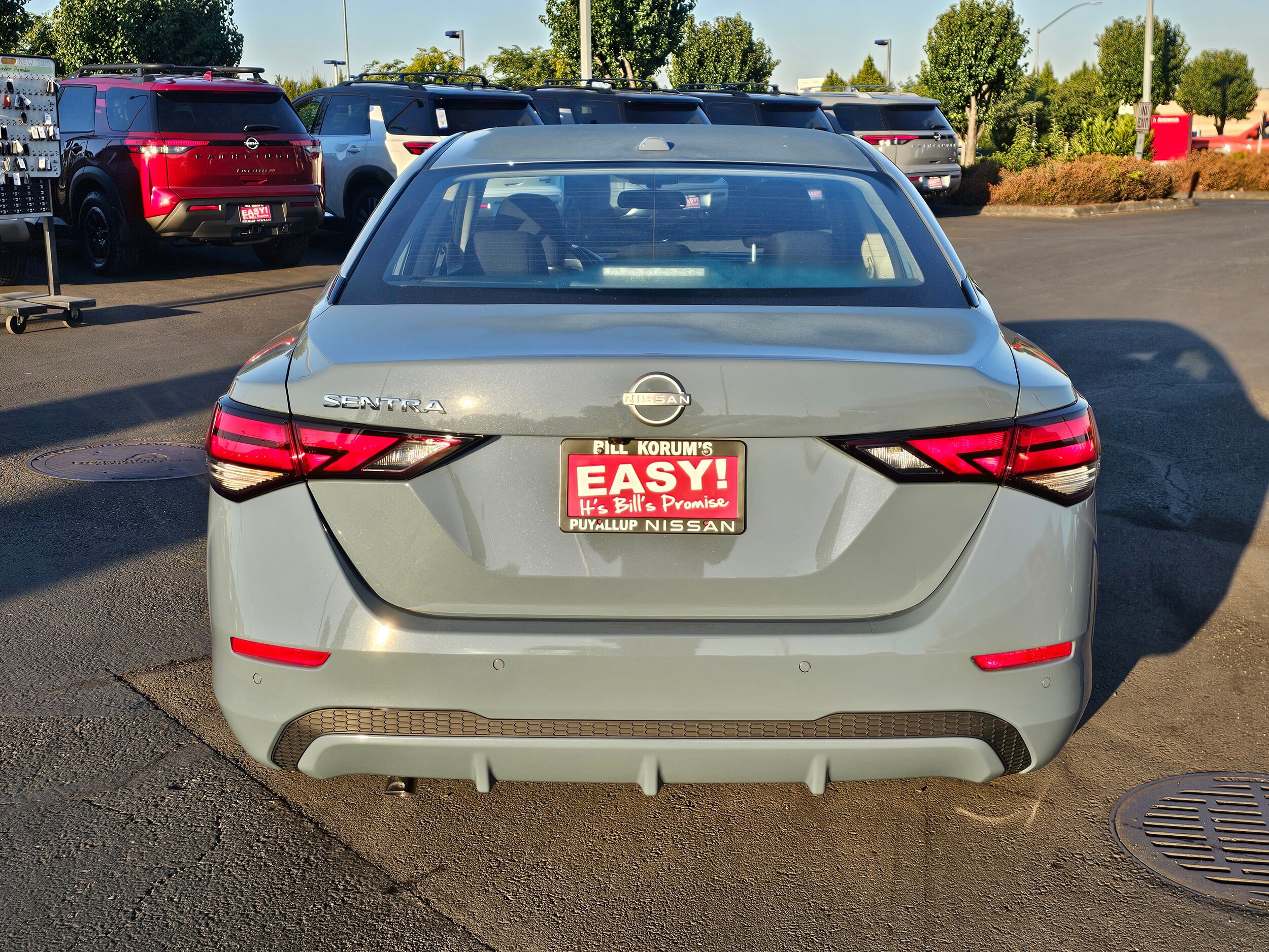 2025 Nissan Sentra SV photo 4