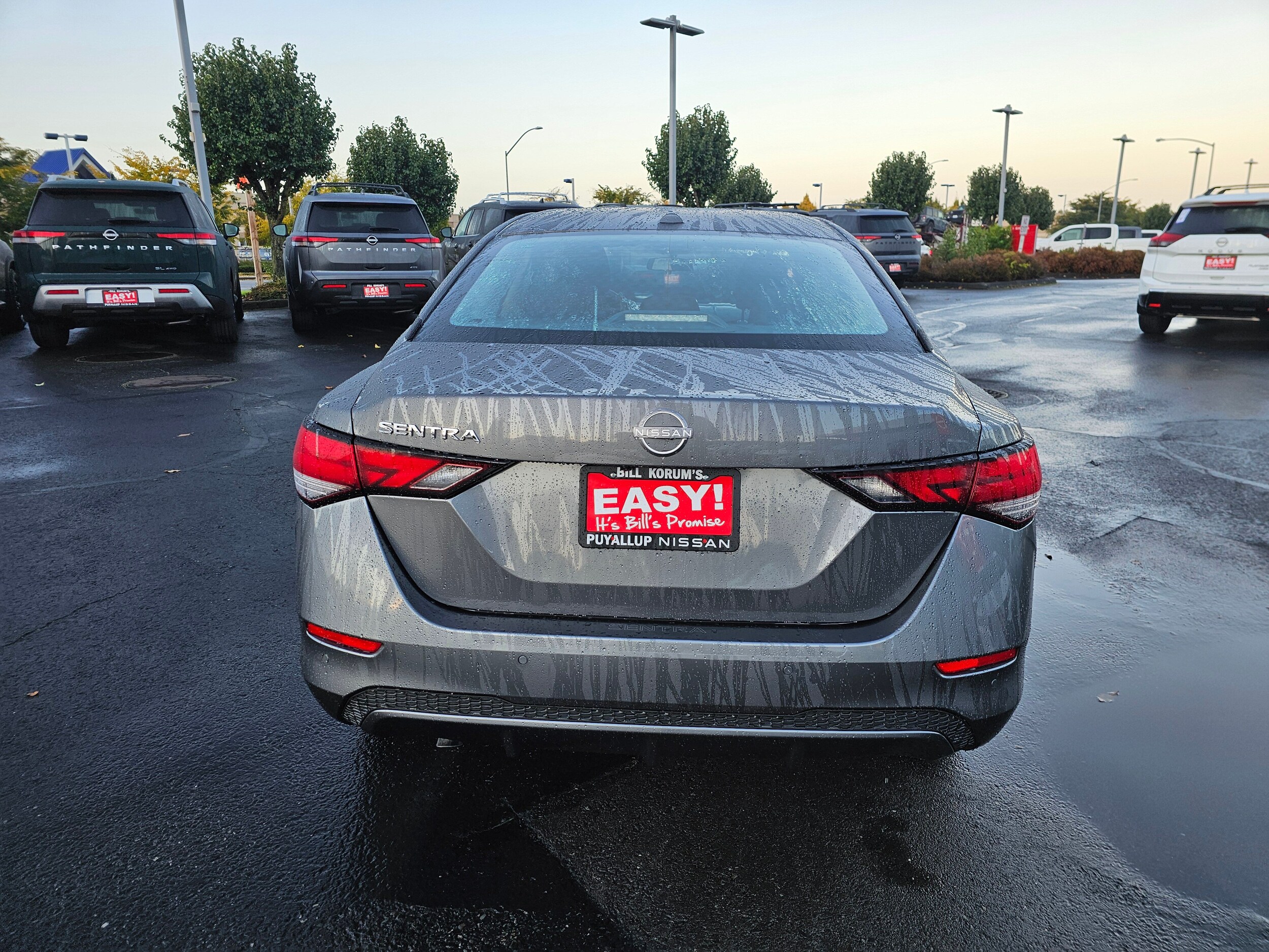 2025 Nissan Sentra SV photo 4