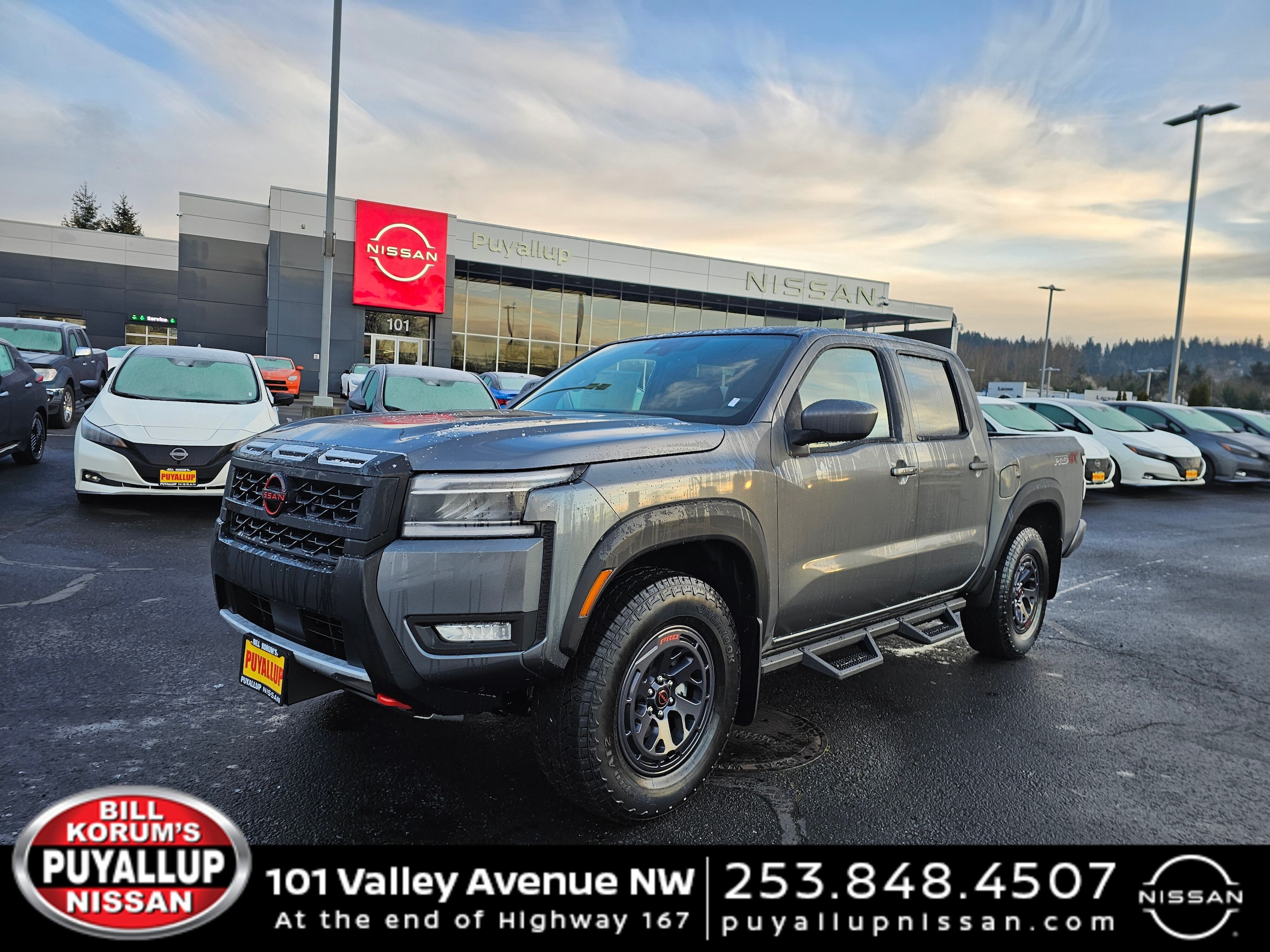 2025 Nissan Frontier PRO-4X's photo