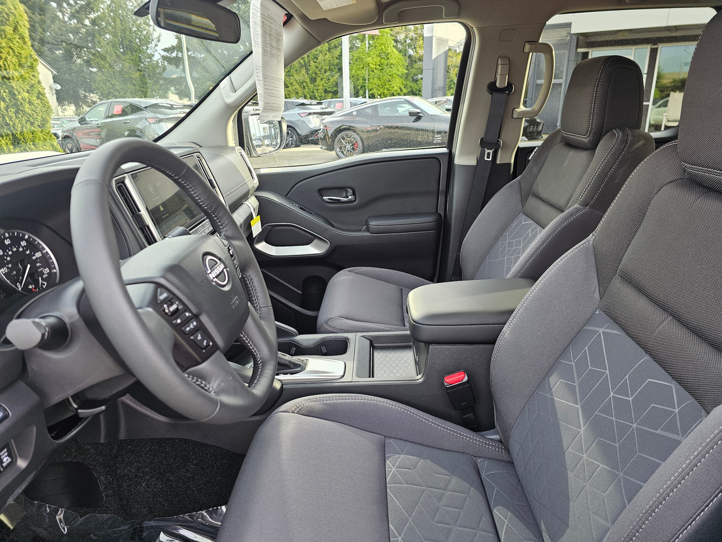 2025 Nissan Frontier SV - Photo 24