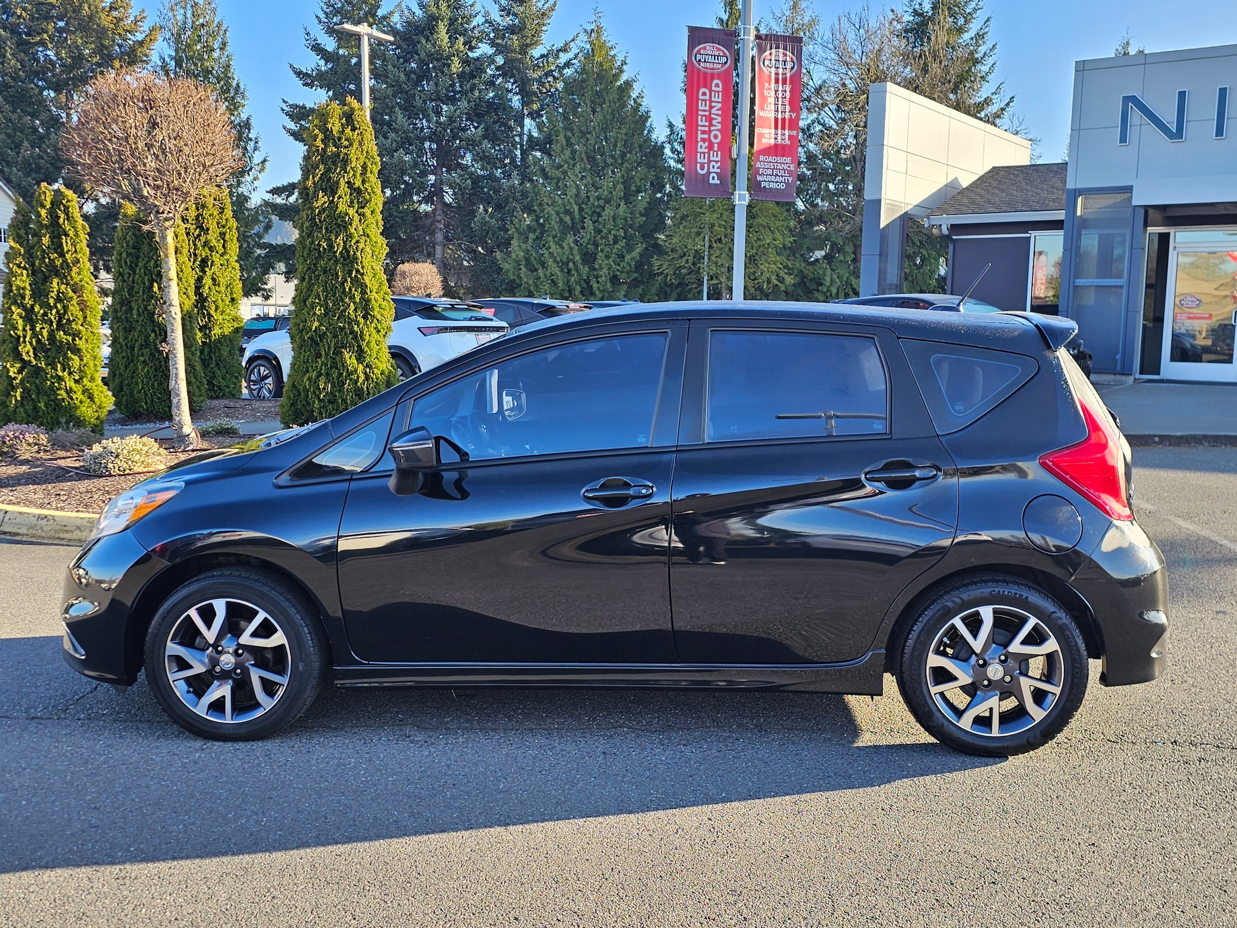 Used 2015 Nissan Versa Note SR with VIN 3N1CE2CP2FL370447 for sale in Puyallup, WA