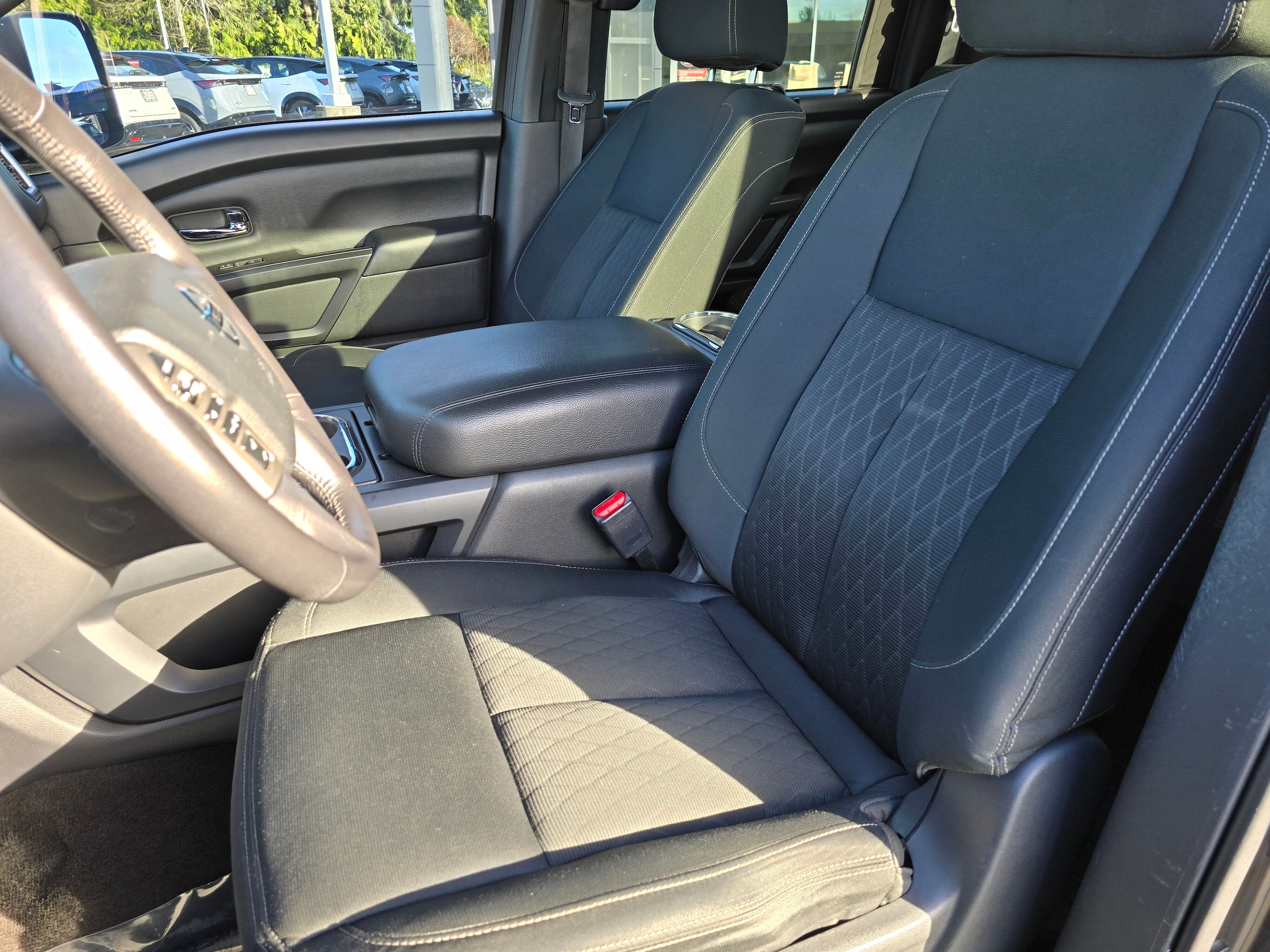 2019 Nissan Titan XD SV - Photo 22
