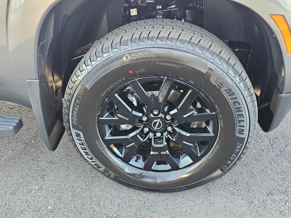 2026 Nissan Frontier SV - Photo 9