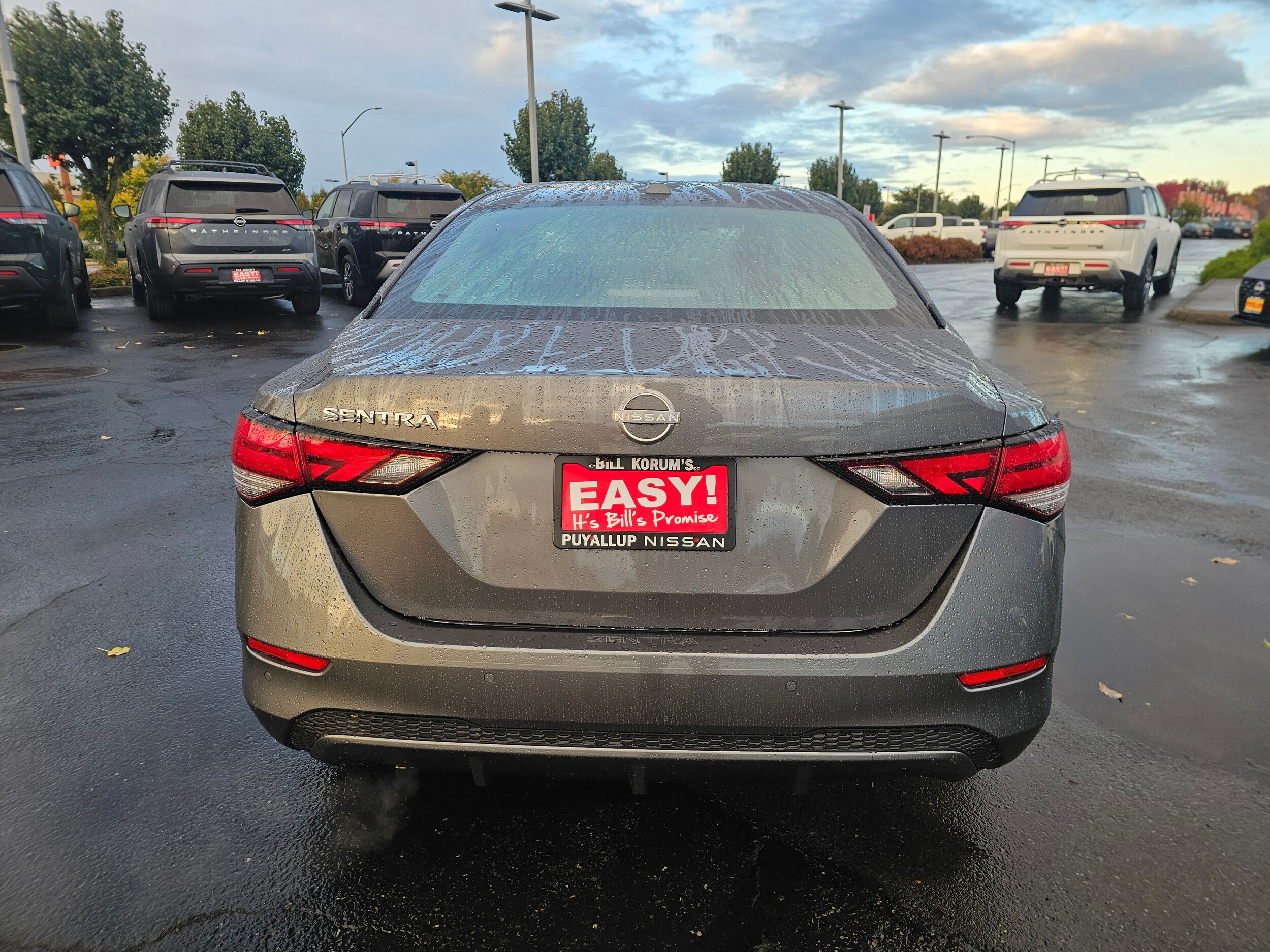 2025 Nissan Sentra SV photo 4