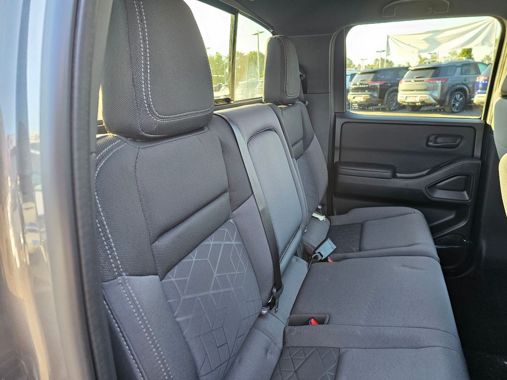 2026 Nissan Frontier SV - Photo 16