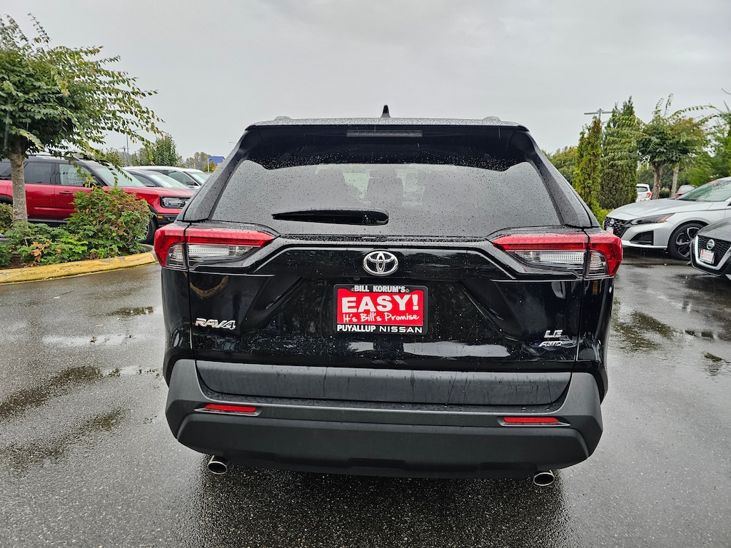 Used 2021 Toyota RAV4 LE SUV