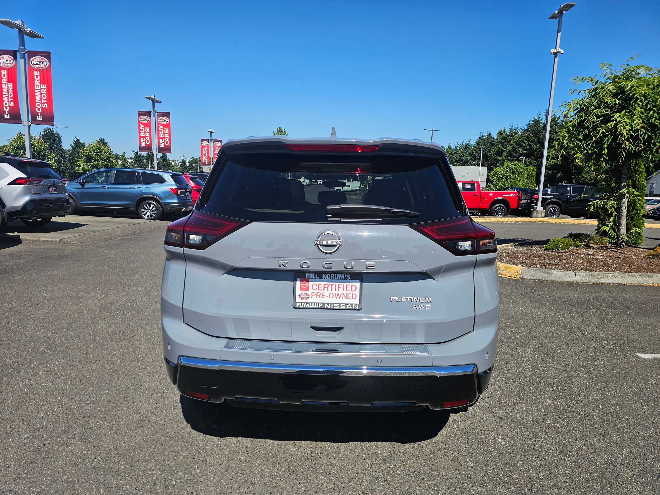 2024 Nissan Rogue Platinum photo 4