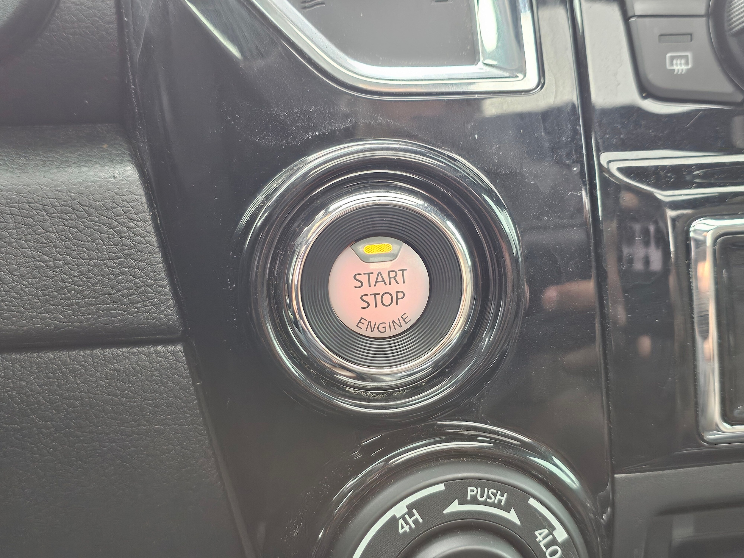 2024 Nissan Titan Platinum Reserve - Photo 40