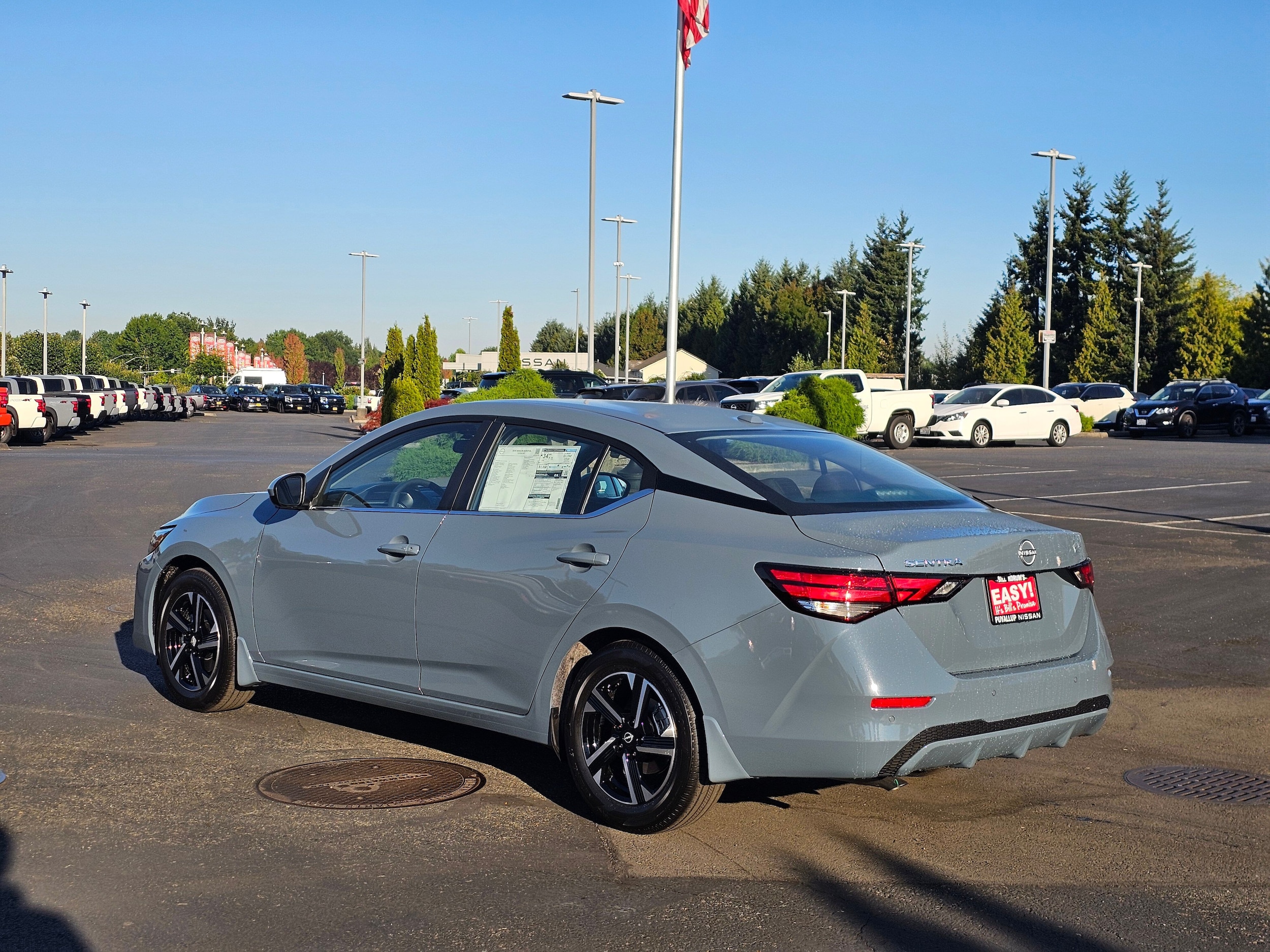 2025 Nissan Sentra SV photo 3