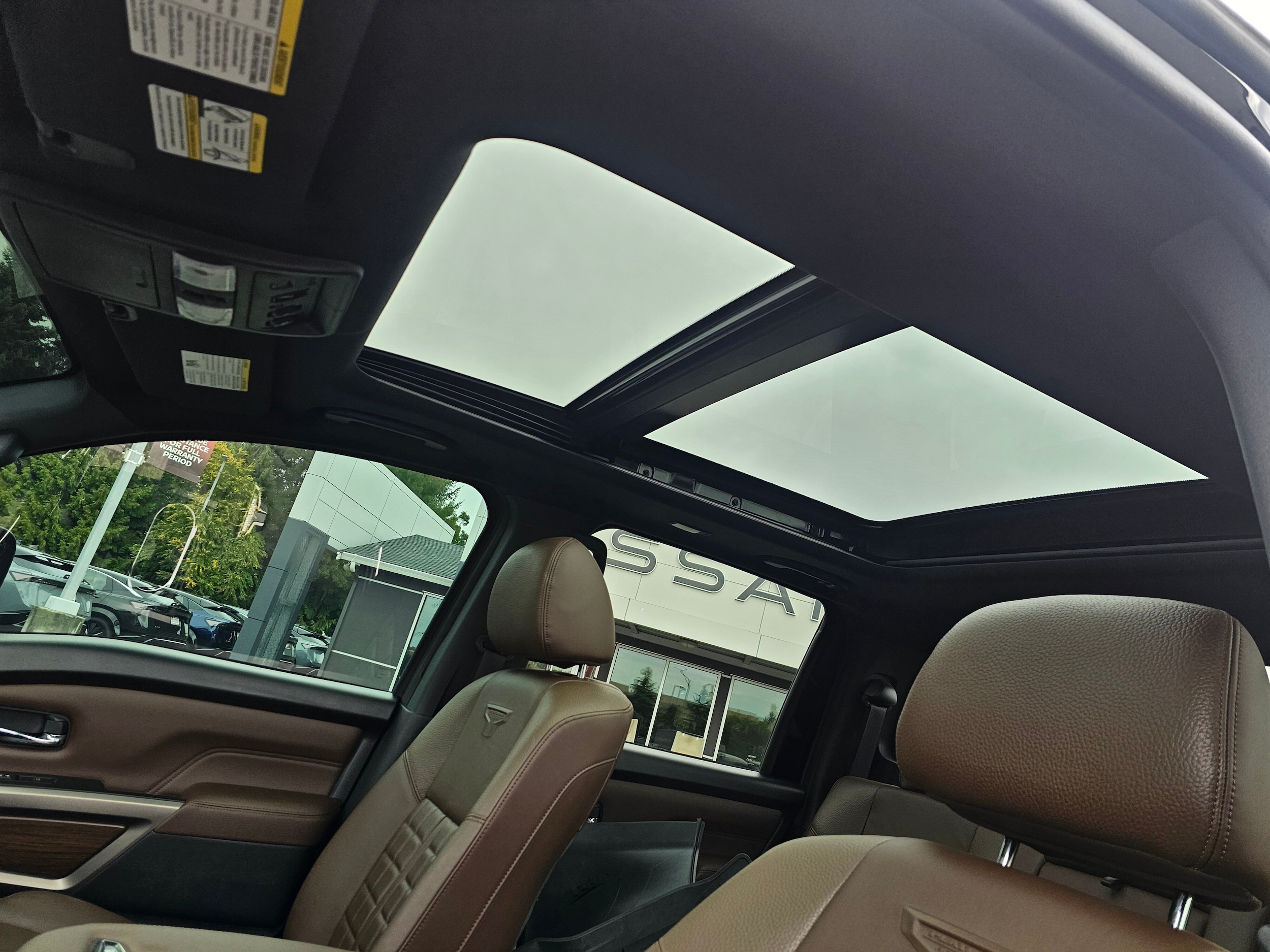 2024 Nissan Titan Platinum Reserve - Photo 27