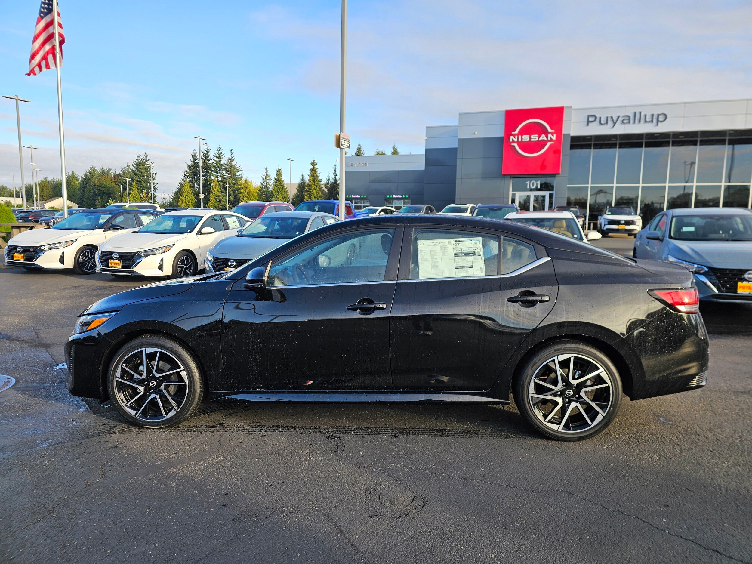 2025 Nissan Sentra SR photo 2