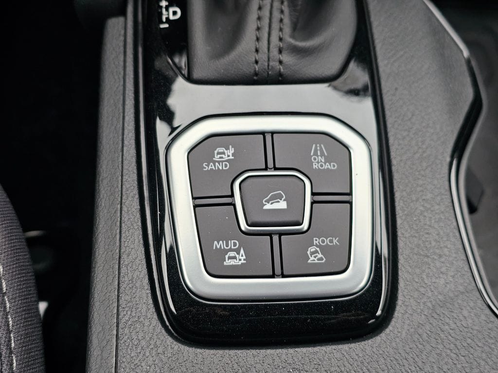 2026 Nissan Frontier SV - Photo 33
