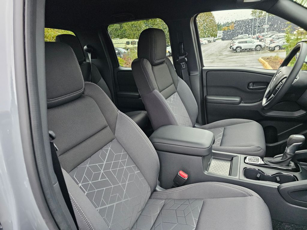 2026 Nissan Frontier SV - Photo 13