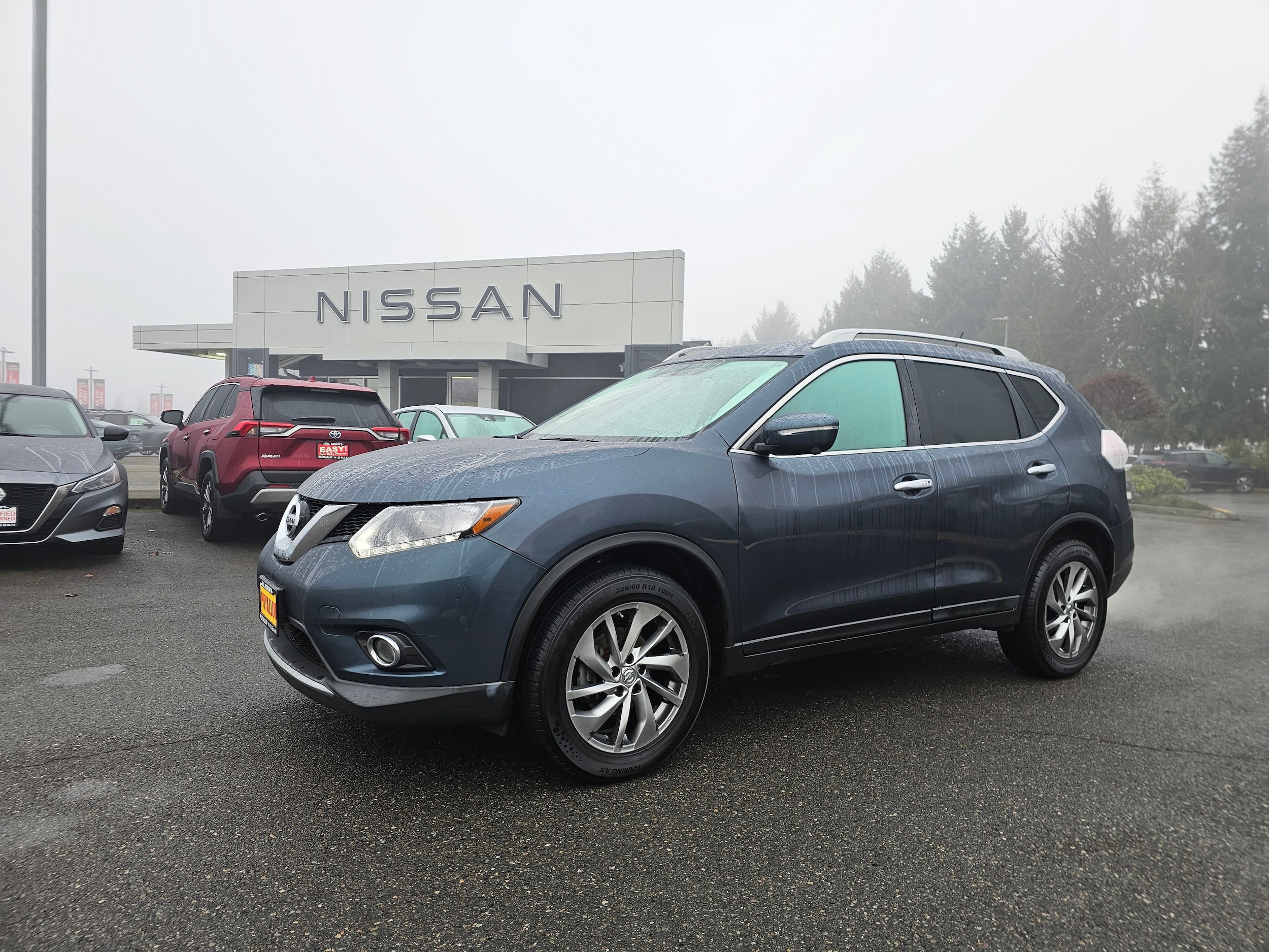 2014 Nissan Rogue SL's photo