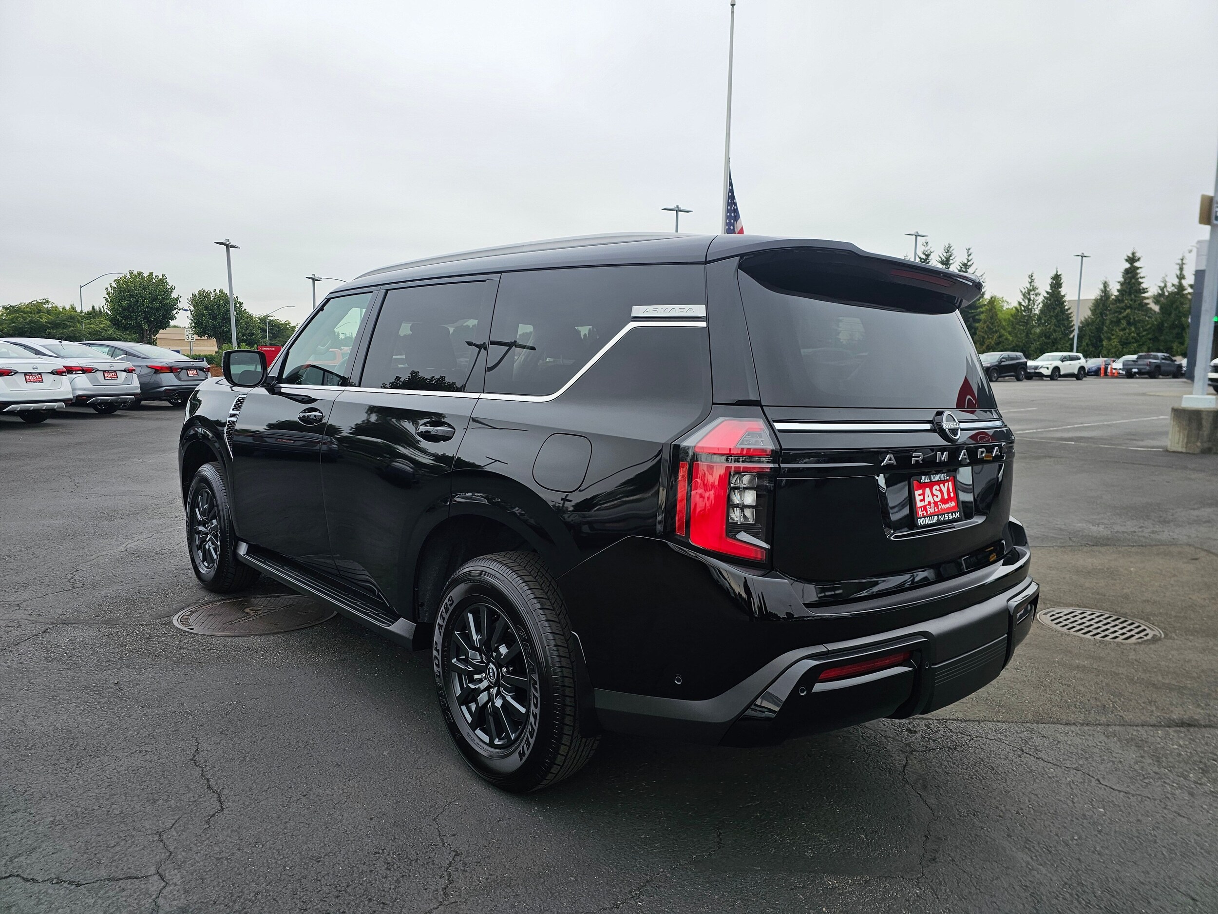 2026 Nissan Armada SV photo 2