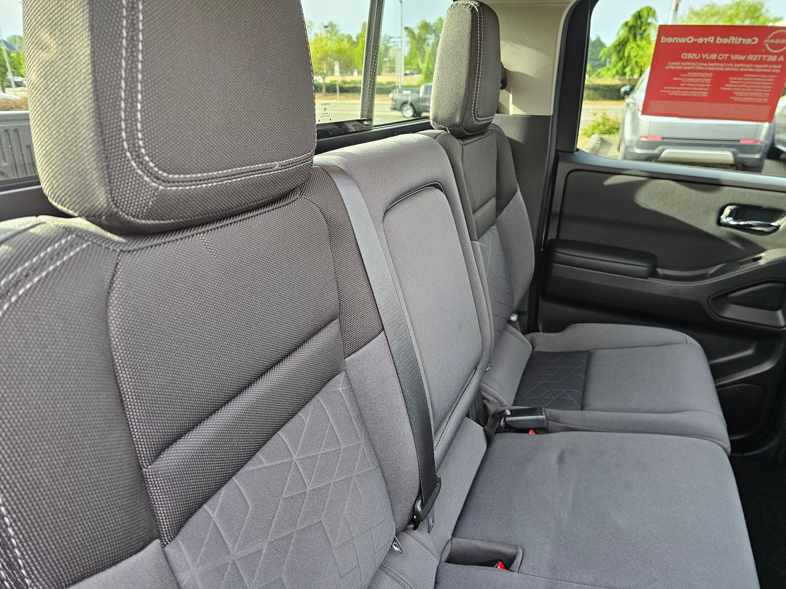 2025 Nissan Frontier SV - Photo 16