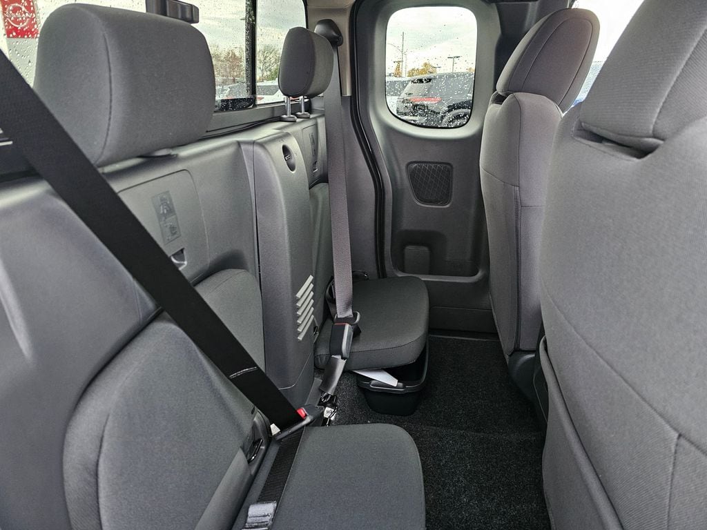 2026 Nissan Frontier S - Photo 15