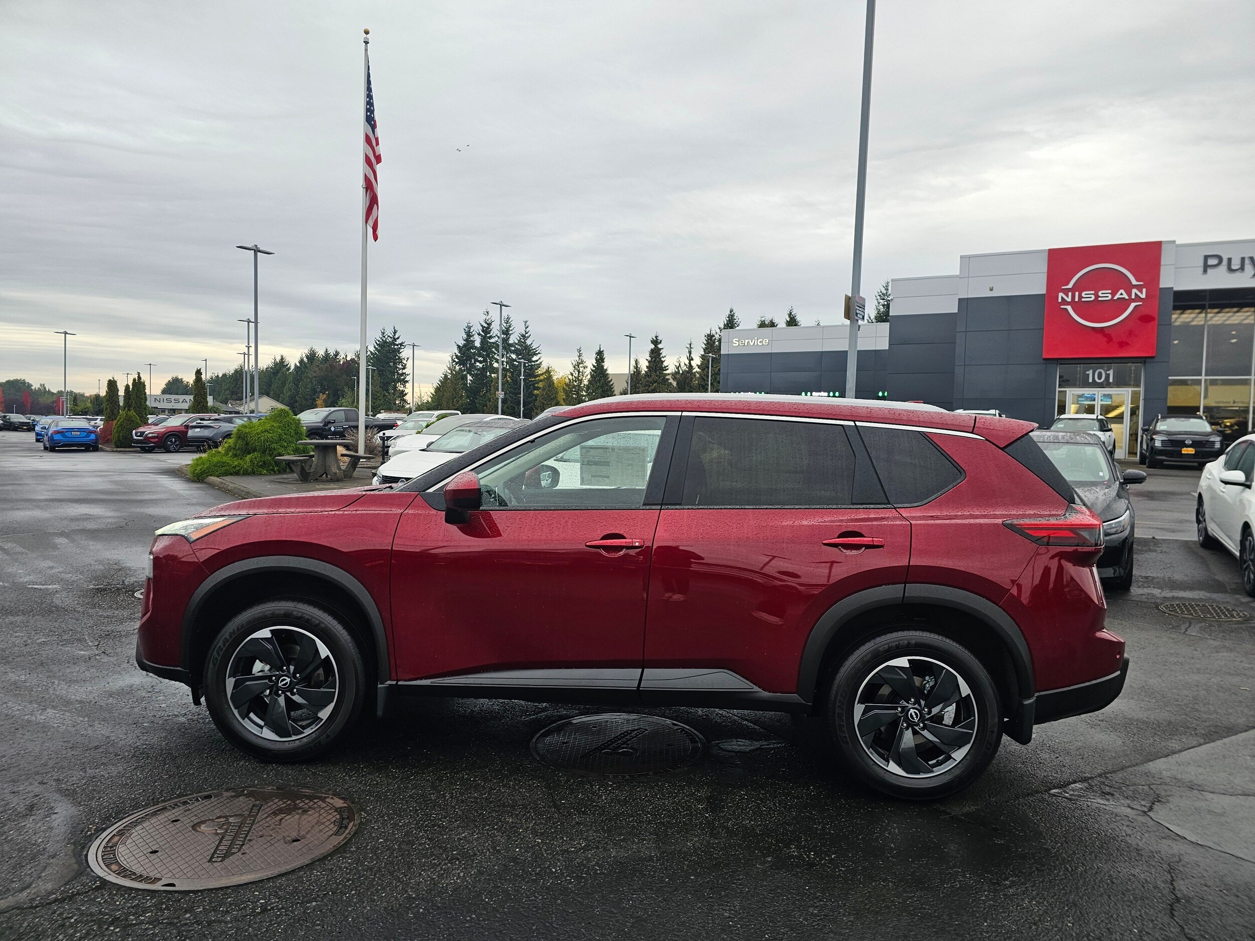 2026 Nissan Rogue SV photo 2