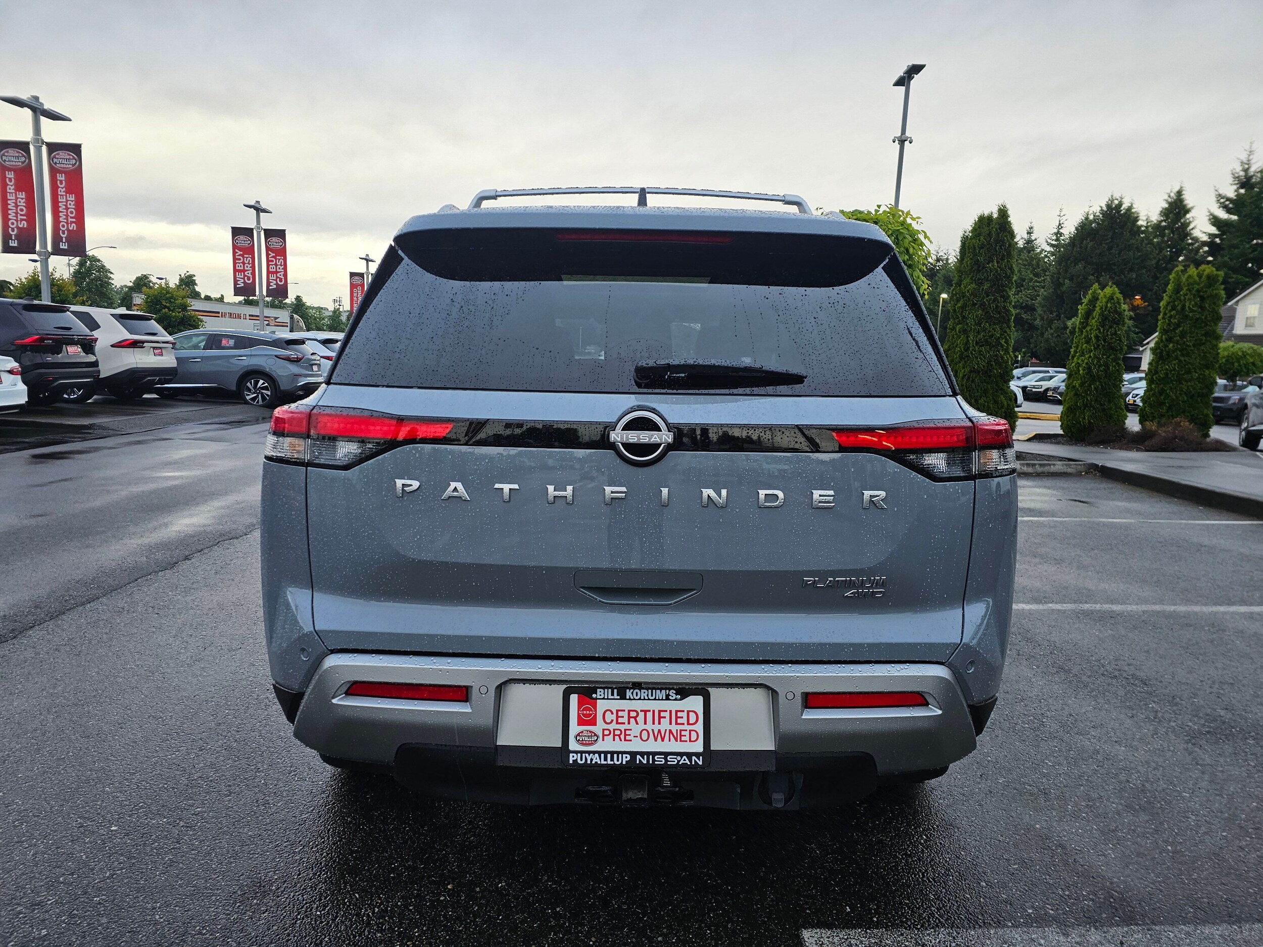 2024 Nissan Pathfinder Platinum photo 4