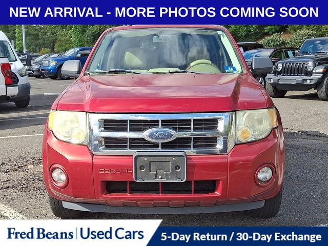 Used 2008 Ford Escape XLT with VIN 1FMCU93178KA90737 for sale in Newtown, PA