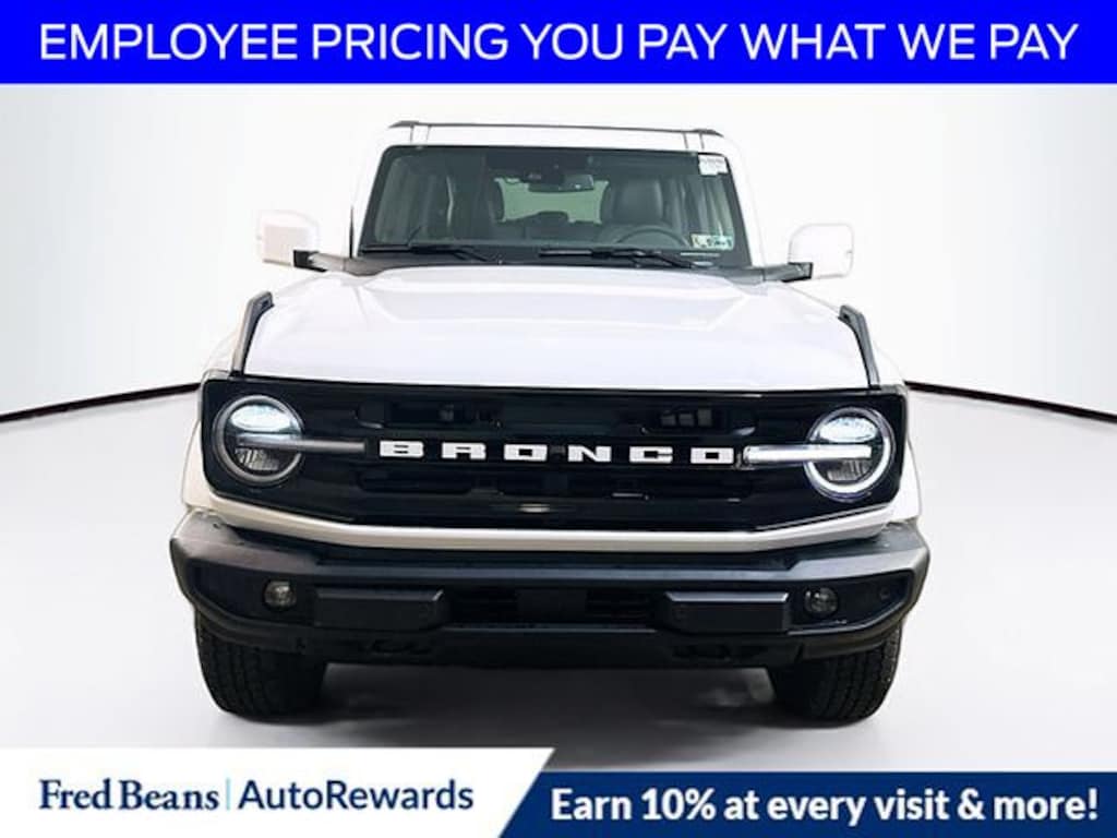 New 2025 Ford Bronco Outer Banks SUV