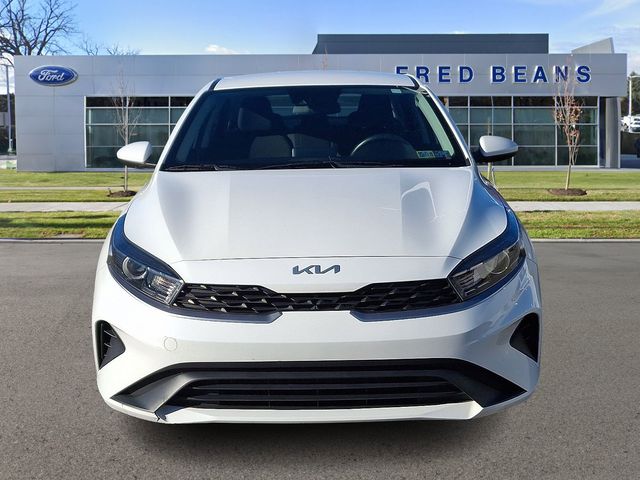 Used 2022 Kia FORTE LXS with VIN 3KPF24ADXNE431988 for sale in Newtown, PA