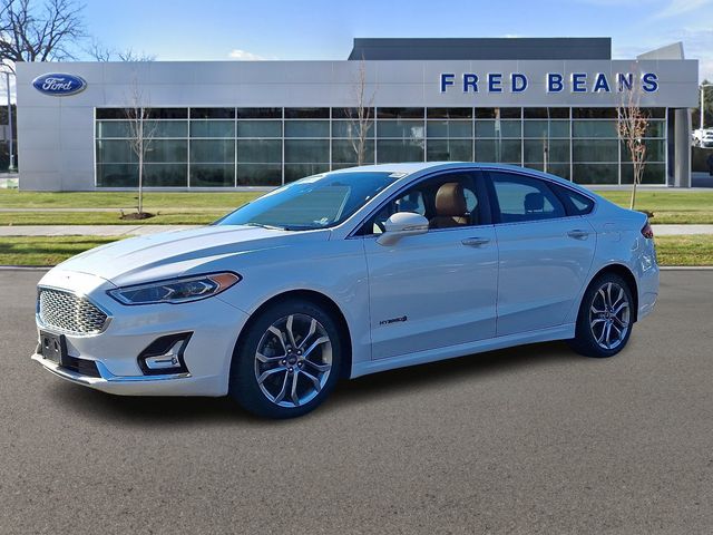 2019 Ford Fusion Hybrid Titanium photo 3
