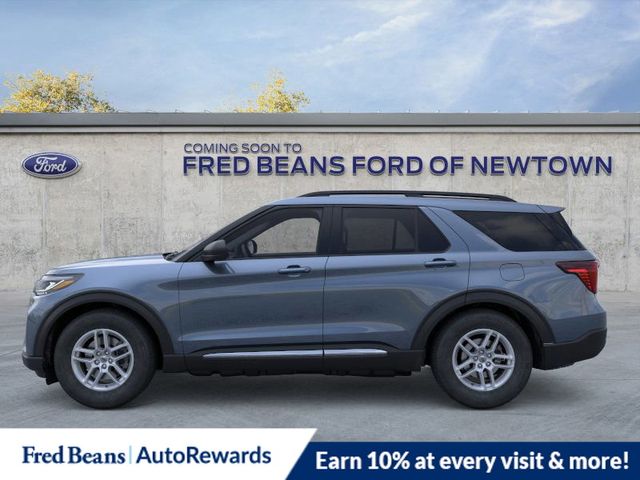 2025 Ford Explorer photo 4