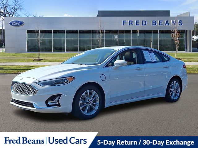 2019 Ford Fusion Energi Titanium photo 3