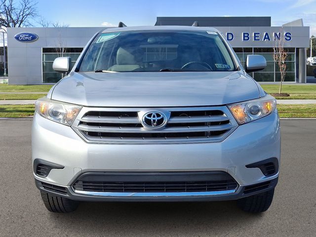 2012 Toyota Highlander Base photo 2