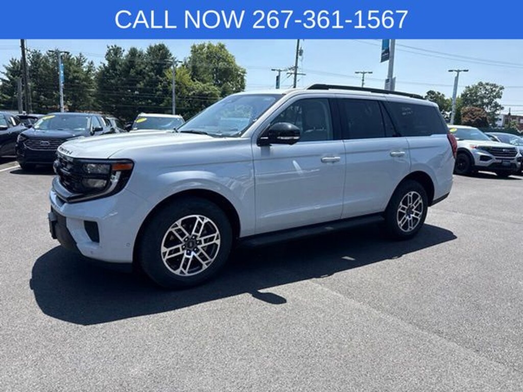 Used 2025 Ford Expedition Active