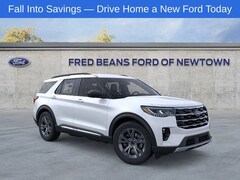 2025 Ford Explorer Active SUV