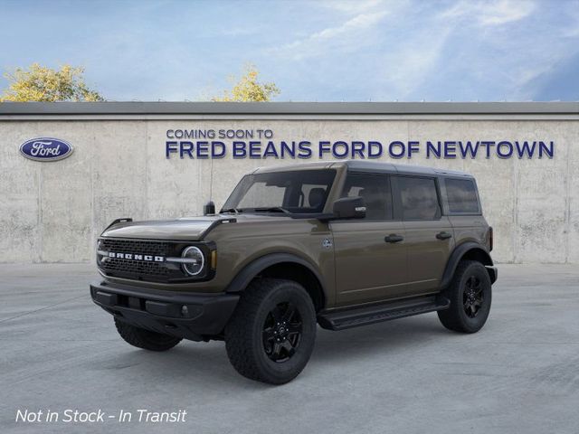 2025 Ford Bronco Outer Banks photo 2