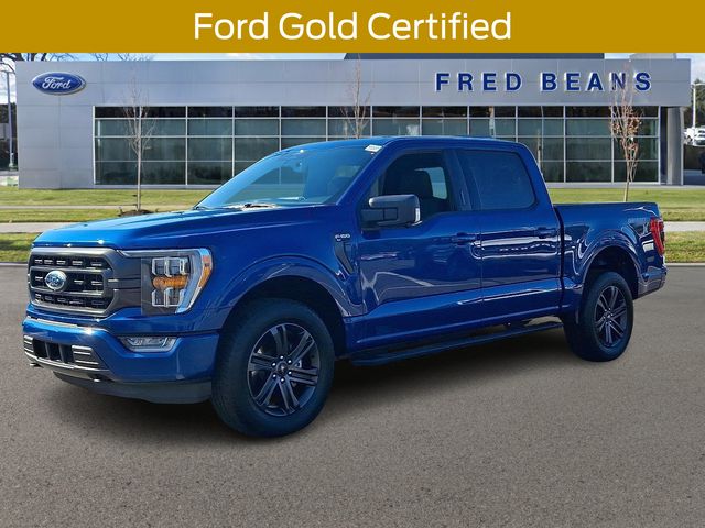 2022 Ford F-150 XLT photo 2