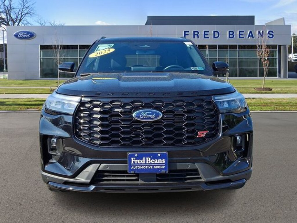 Used 2025 Ford Explorer ST SUV