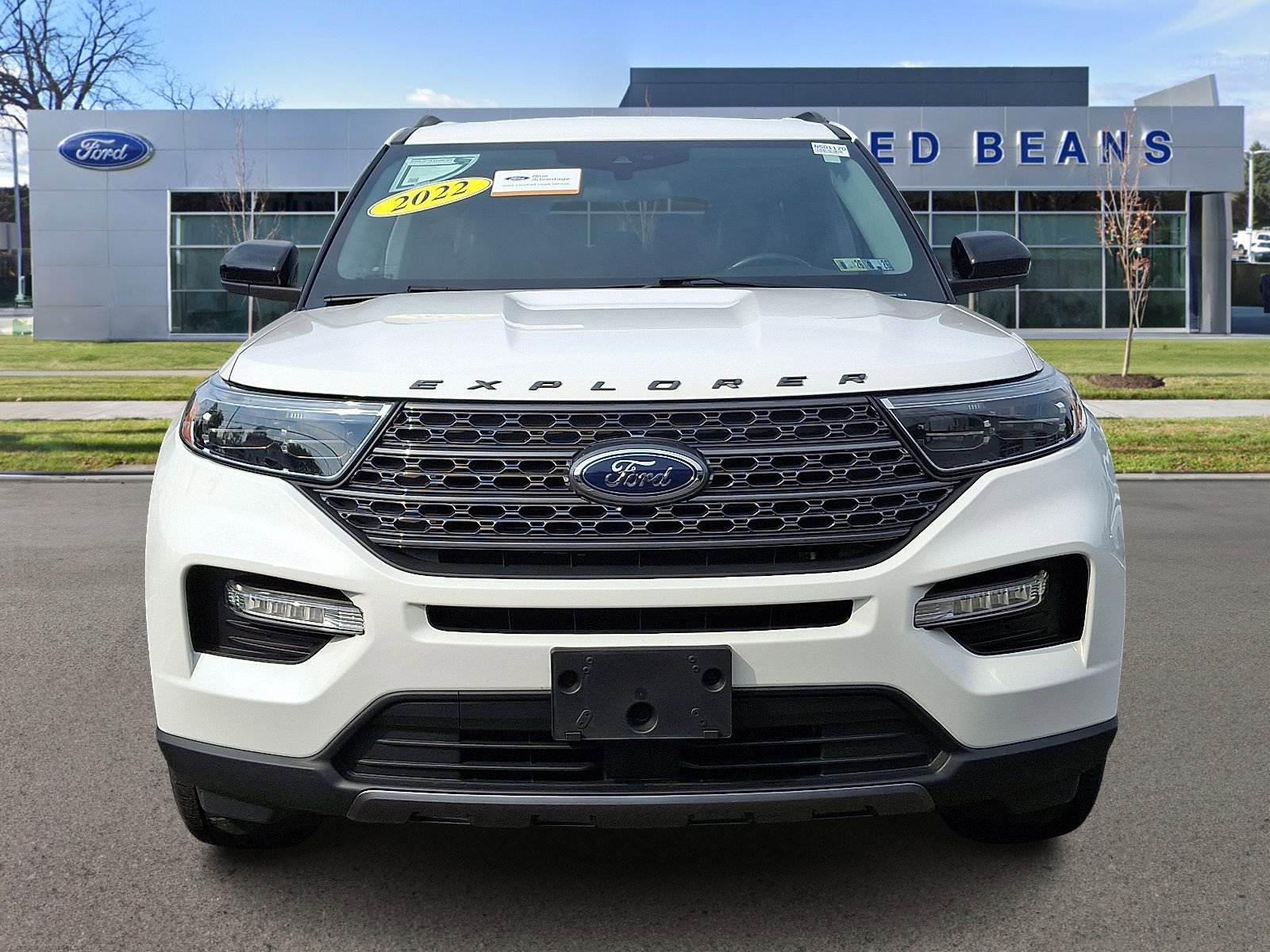 Used 2022 Ford Explorer XLT with VIN 1FMSK8DH0NGB26922 for sale in Newtown, PA
