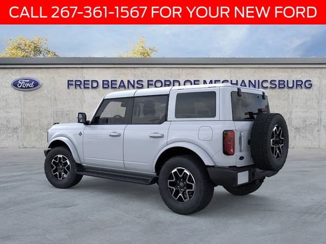 2025 Ford Bronco Outer Banks photo 3