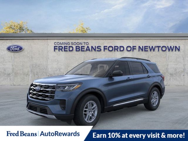 2025 Ford Explorer photo 2