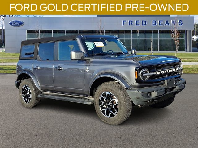 2022 Ford Bronco 4-Door Outer Banks's photo