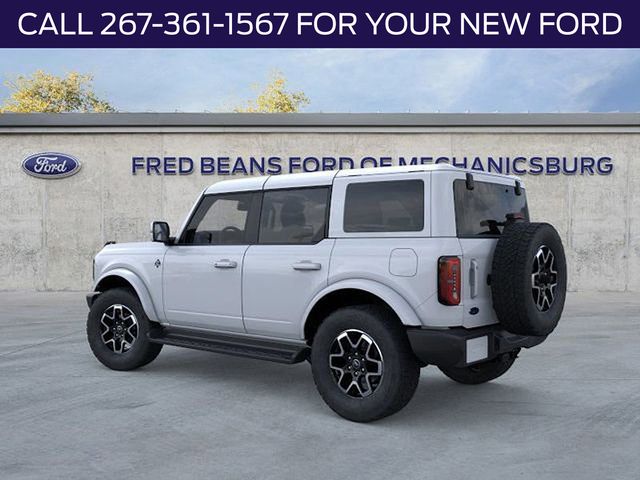 2025 Ford Bronco Outer Banks photo 3