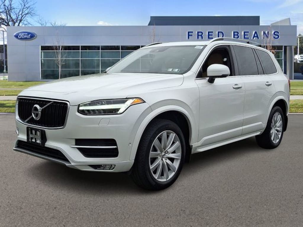 Used 2016 Volvo XC90 T6 Momentum SUV