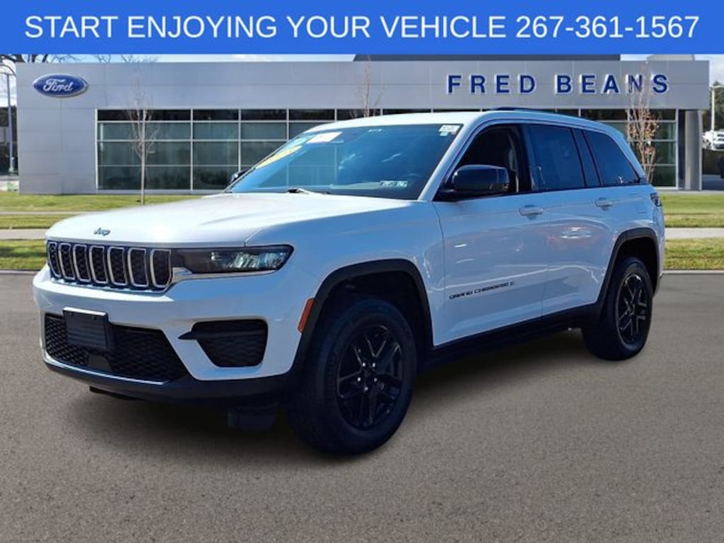 Used 2023 Jeep Grand Cherokee Laredo SUV