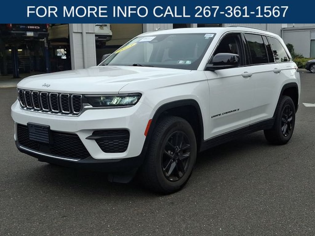 Used 2023 Jeep Grand Cherokee Laredo SUV