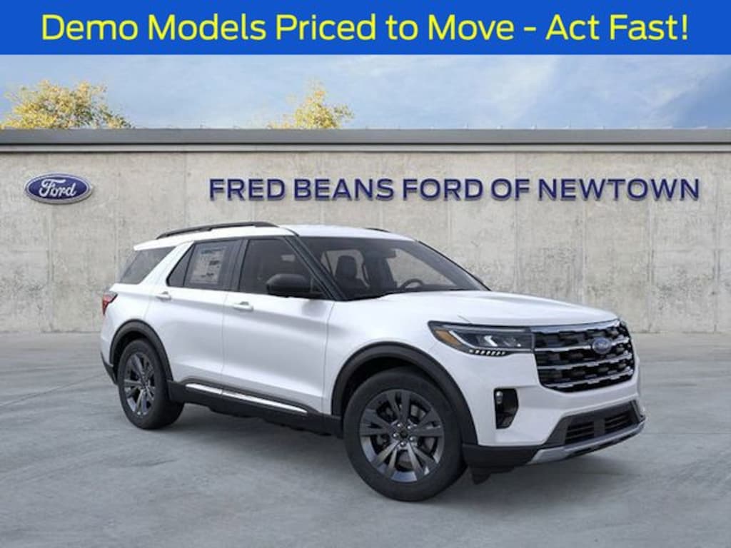 New 2025 Ford Explorer Active SUV