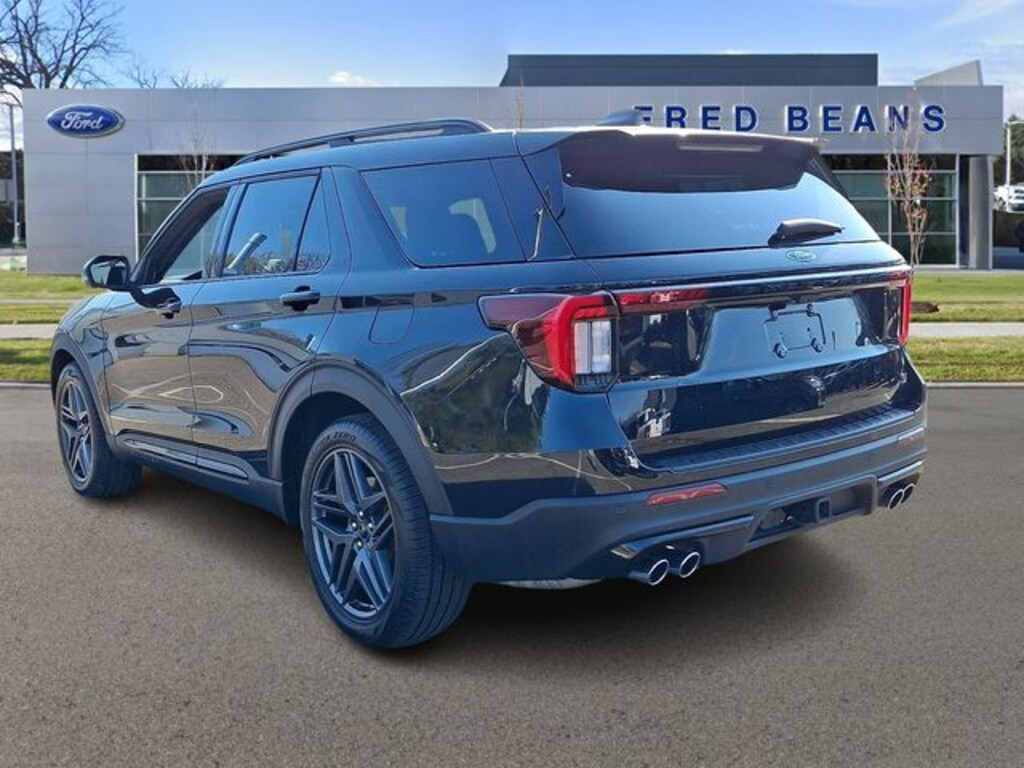 Used 2025 Ford Explorer ST SUV